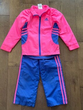 ✨2/$20✨ Adidas Spring Suit